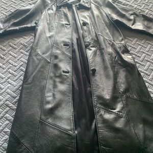Jacqueline Ferrar Long Black Leather Trenchcoat. Ladies Size Sm